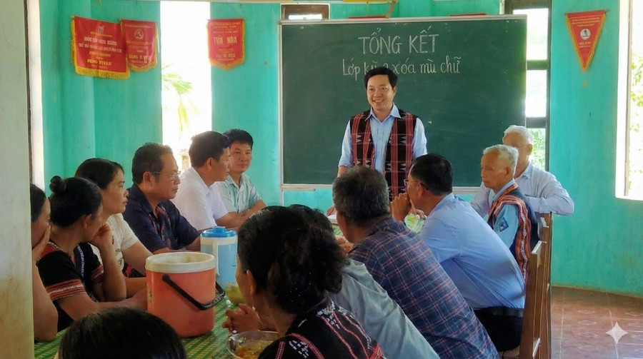 ‘Chìa khóa vạn năng’ mang ánh sáng tri thức đến đồng bào vùng cao