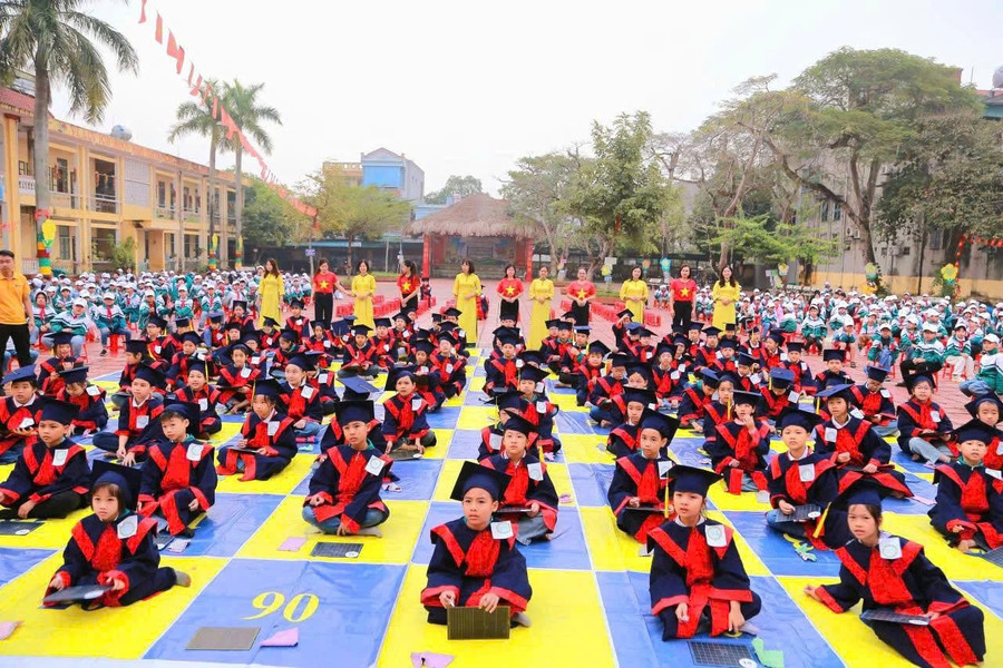 Học sinh Hưng Yên sôi nổi thi Rung chuông vàng nâng cao kiến thức quốc phòng