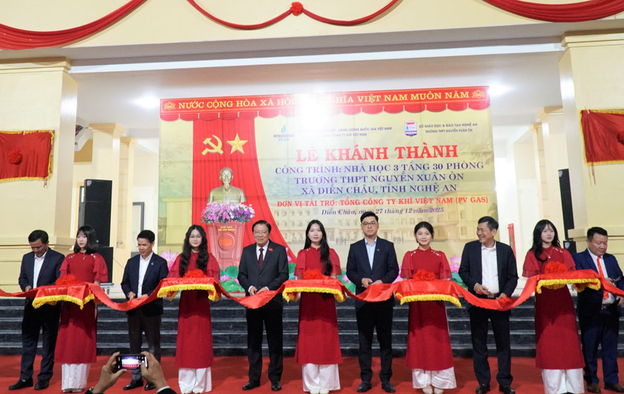Khánh thành công trình nhà học trị giá 47 tỷ tại trường vùng ven biển Nghệ An