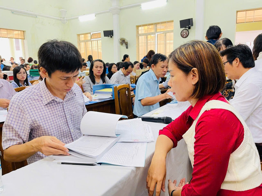 Khánh Hòa linh hoạt trong tổ chức các lớp xóa mù chữ