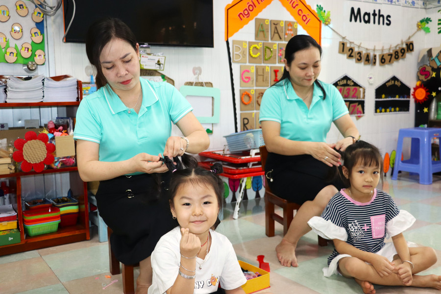  Nhiều trường học ở Cà Mau hoàn thành chi thưởng theo Nghị định 73 của Chính phủ 