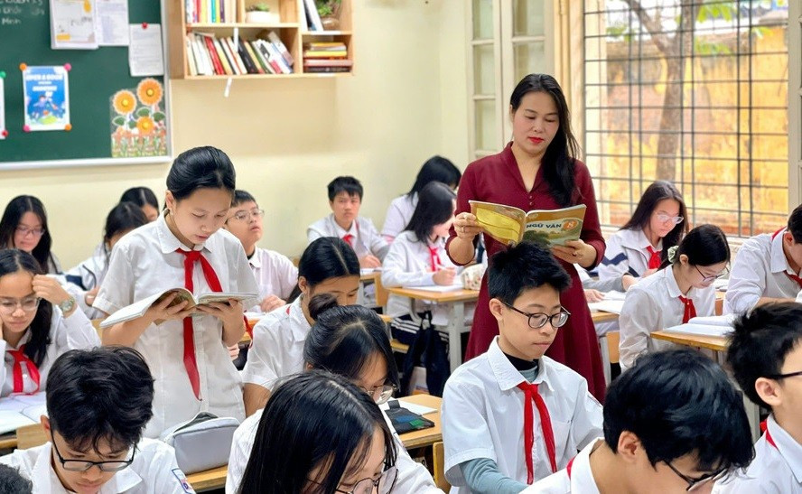  Thống nhất bộ sách giáo khoa trong toàn quốc: Không để tri thức bị lãng phí 