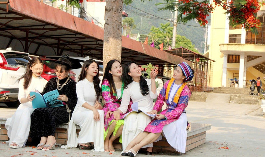  Đào tạo nhân lực chất lượng cao người DTTS: Xung lực mạnh thúc đẩy nguồn lực tại chỗ 