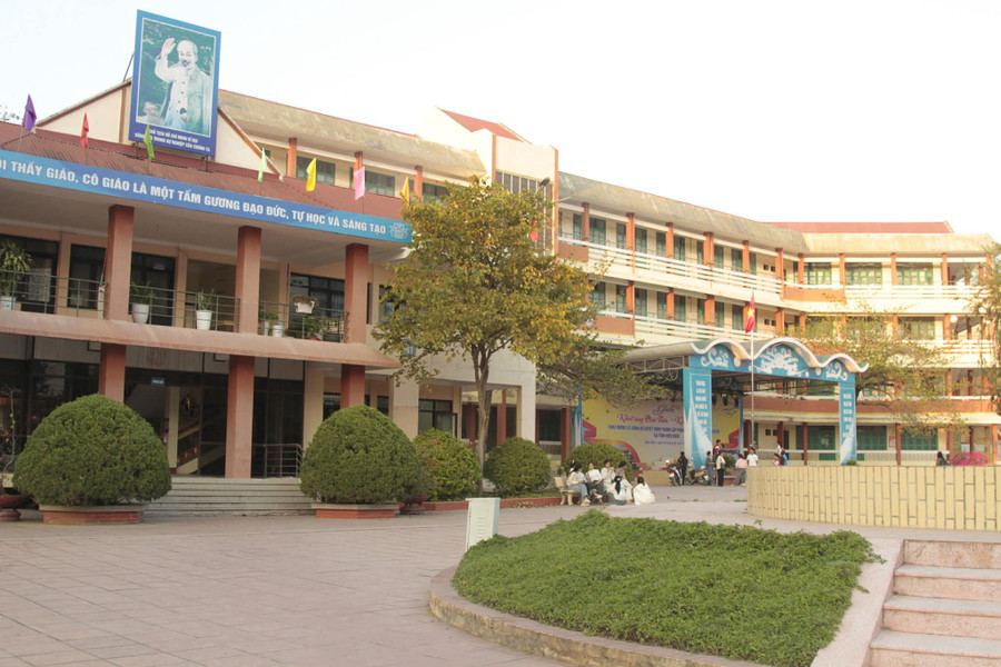 Động lực phát triển nguồn nhân lực vùng khó