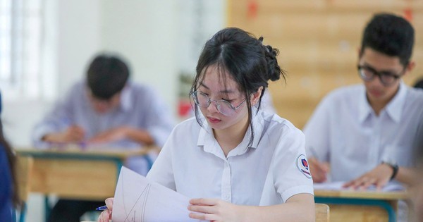 TPHCM: Chỉ khoảng 61% học sinh lớp 9 có suất vào lớp 10 công lập