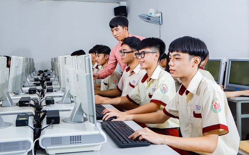  Bộ GD&ĐT ban hành bộ tài liệu phổ cập kỹ năng số 