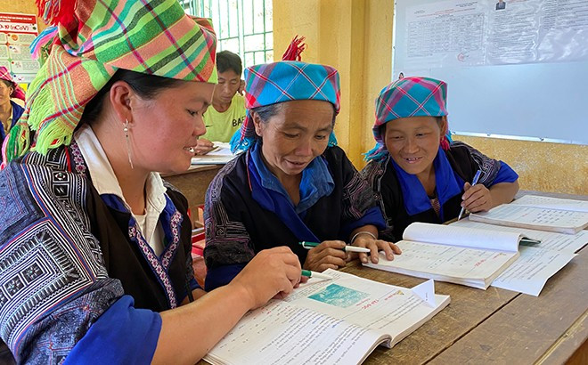  Có quy định về giảm tiết dạy cho giáo viên kiêm nhiệm công tác phổ cập giáo dục không? 