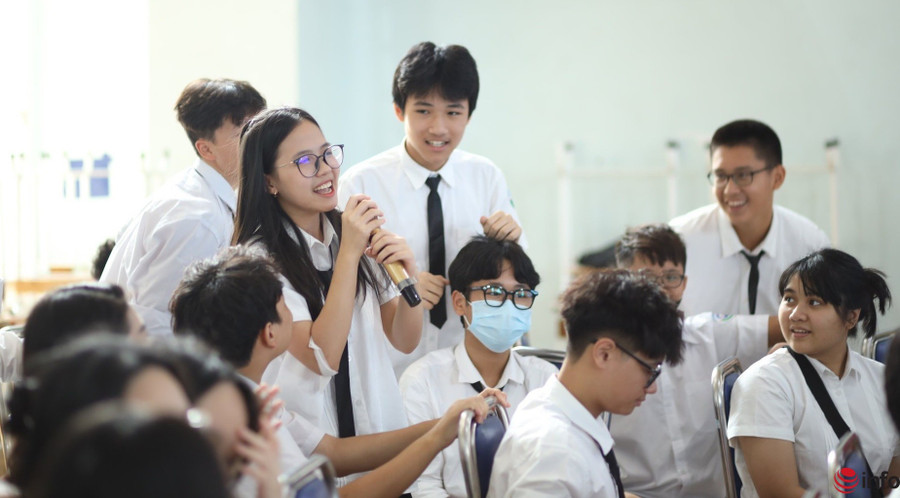  Kiến tạo hệ giá trị con người thời đại mới: Nền tảng hình thành nhân cách từ văn hóa học đường 