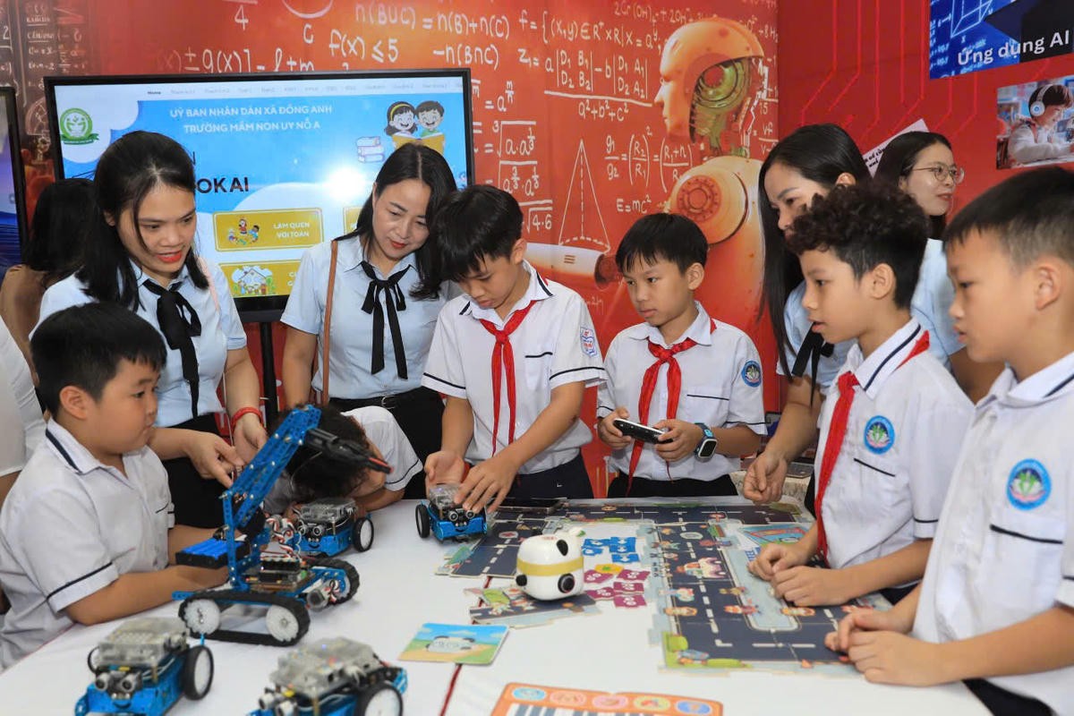 Đề xuất rà soát chương trình học, tinh gọn những môn không còn phù hợp