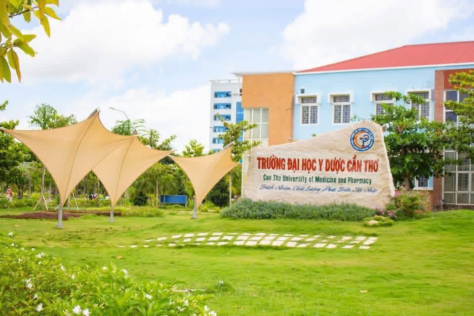Đại học Y Dược Cần Thơ nhận hồ sơ xét tuyển từ 15 điểm