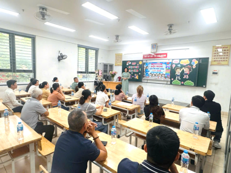 Từ 15/11, giảm bớt các cuộc họp phụ huynh trong năm học